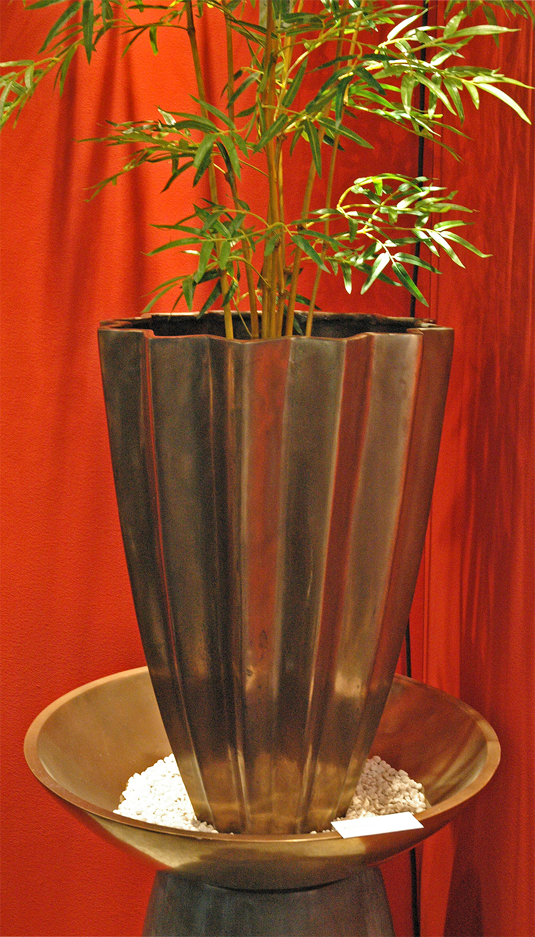 Bituin Vase